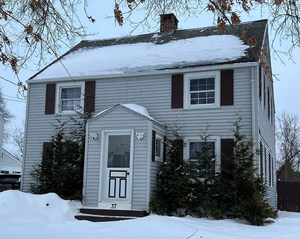 $314,900 | 37 Chesterfield Avenue, Springfield, MA 01118