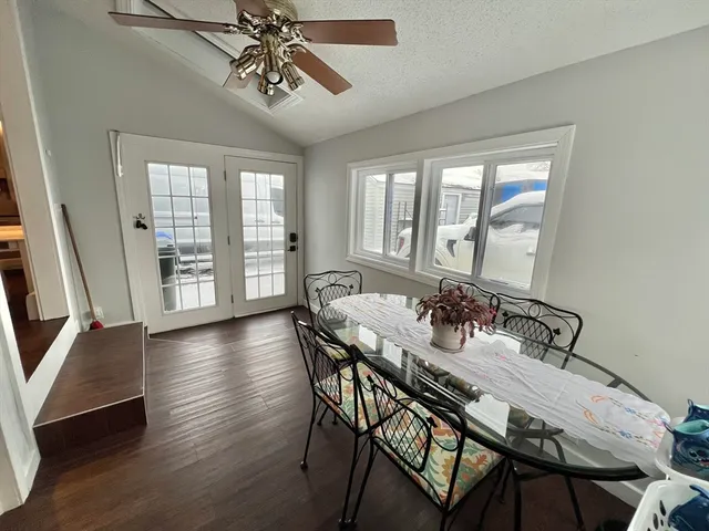 $314,900 | 37 Chesterfield Avenue, Springfield, MA 01118