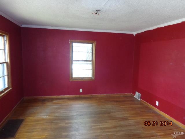 1228 Mix Avenue Decatur, IN 46733 - Photo 3 of 11
