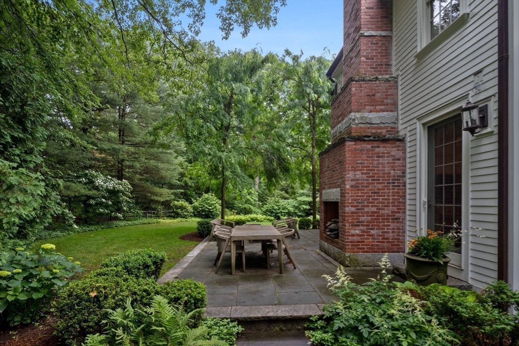 14 Bristol Road Wellesley, MA 02481 - Photo 39 of 42