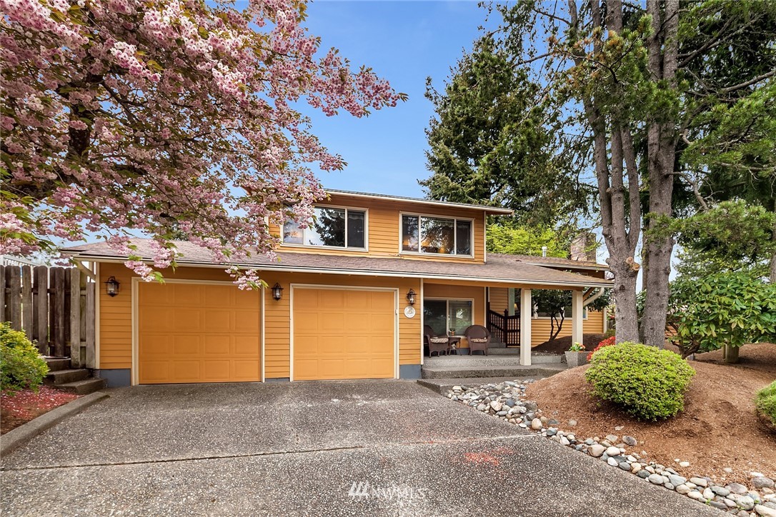 4342 Northeast 22nd Court Renton, WA 98059 - Photo 1 of 19