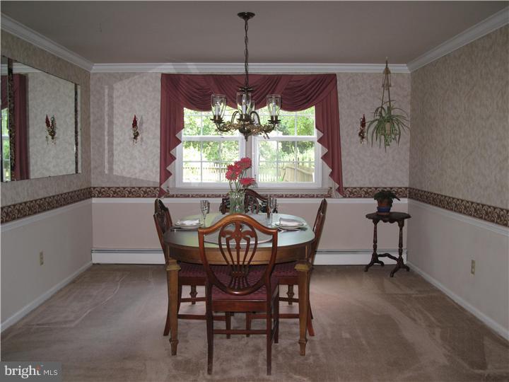 20 Countryside Drive Doylestown, PA 18901 - Photo 4 of 16 Dining Room