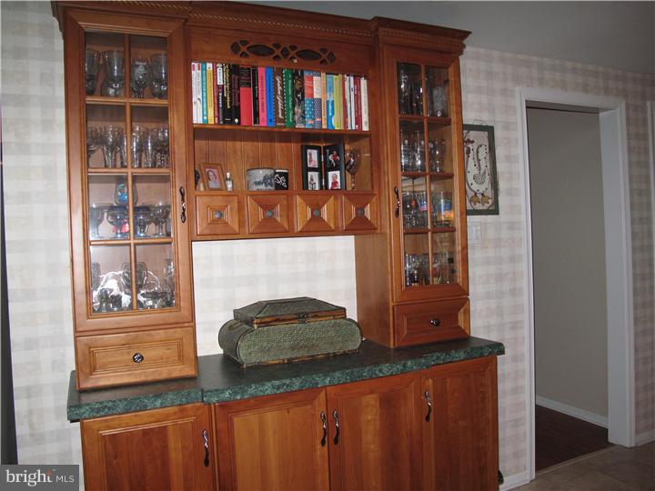 20 Countryside Drive Doylestown, PA 18901 - Photo 6 of 16 Kitchen