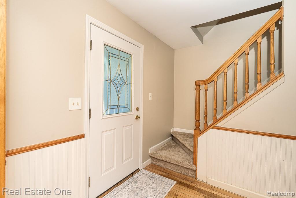 1377 Barneswood Lane Rochester, MI 48306 - Photo 8 of 39 1377 Barneswood_MLS-009 - Copy.jpg