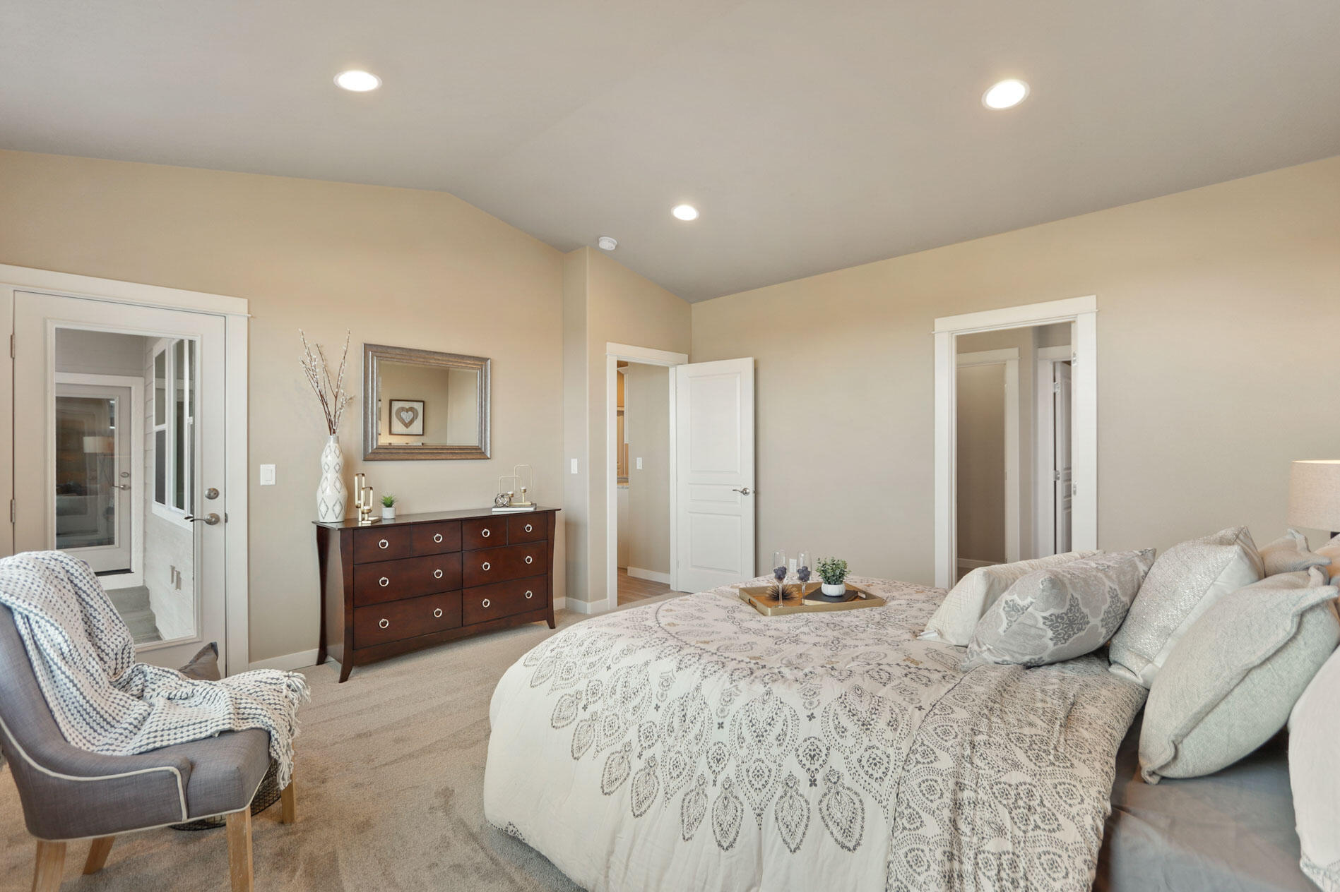 56223 Marsh Hawk Road Bend, OR 97707 - Photo 9 of 18 Snowbrush - Master Bedroom 2