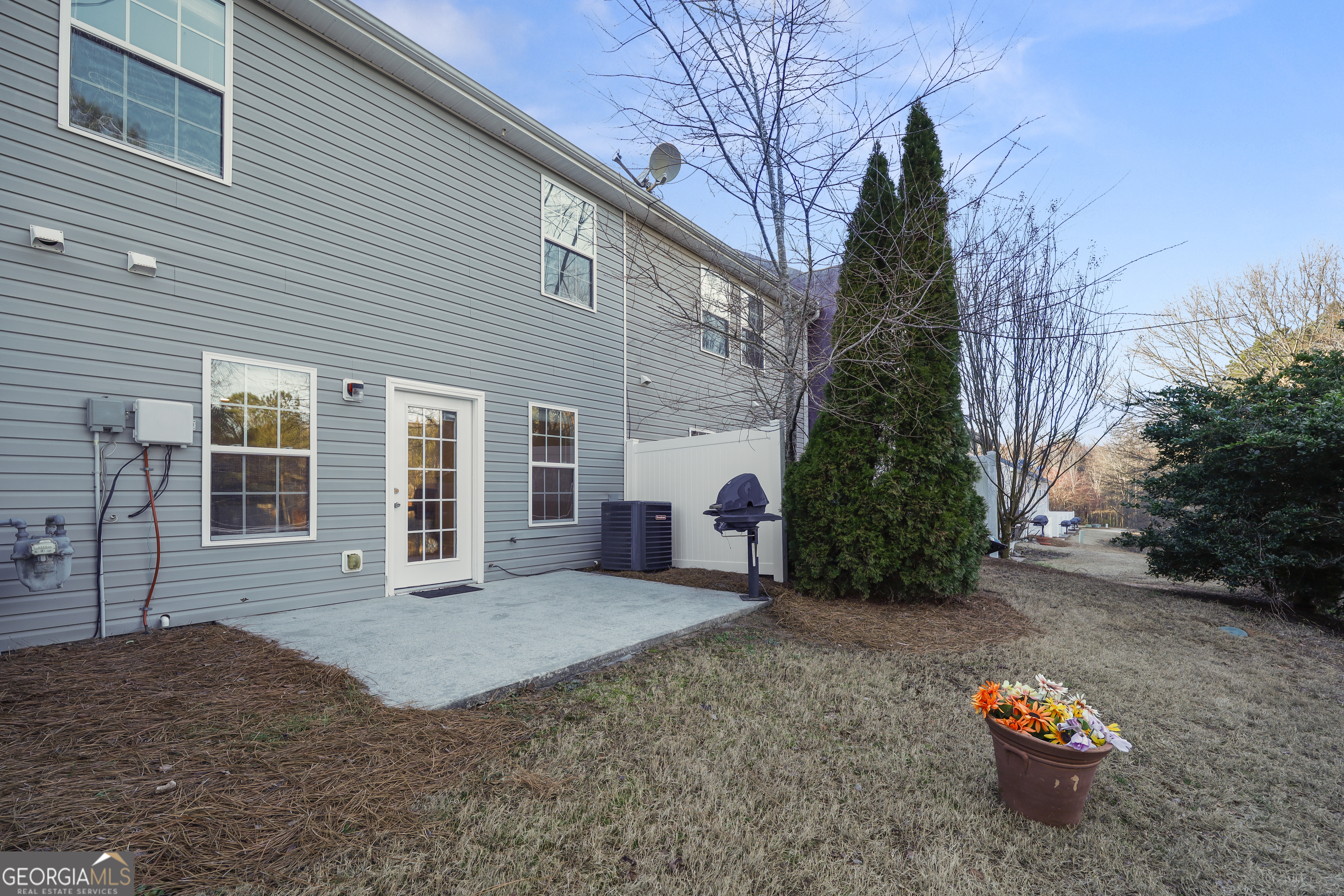 1442 Box Circle Winder, GA 30680 - Photo 21 of 25 a front view of a house with a yard