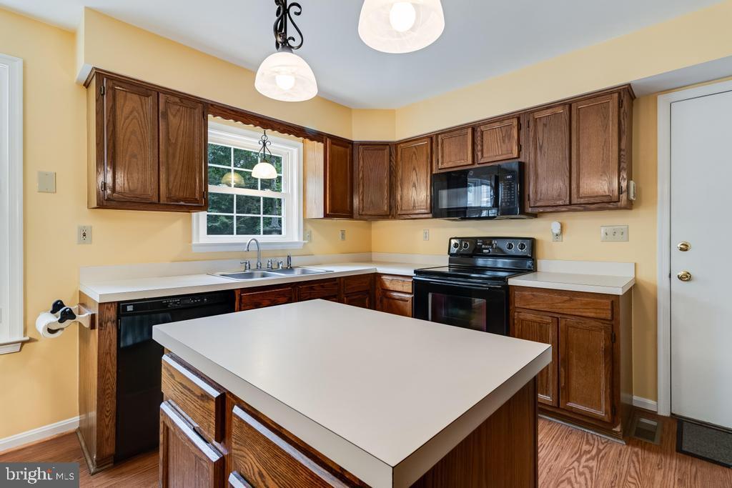 140 Morgans Ridge Road La Plata, MD 20646 - Photo 14 of 72 Kitchen view