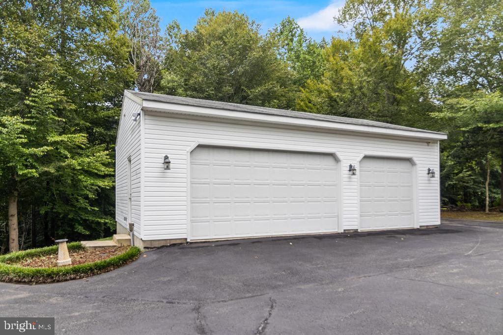 140 Morgans Ridge Road La Plata, MD 20646 - Photo 31 of 72 3 car bar w/electric w/paint booth