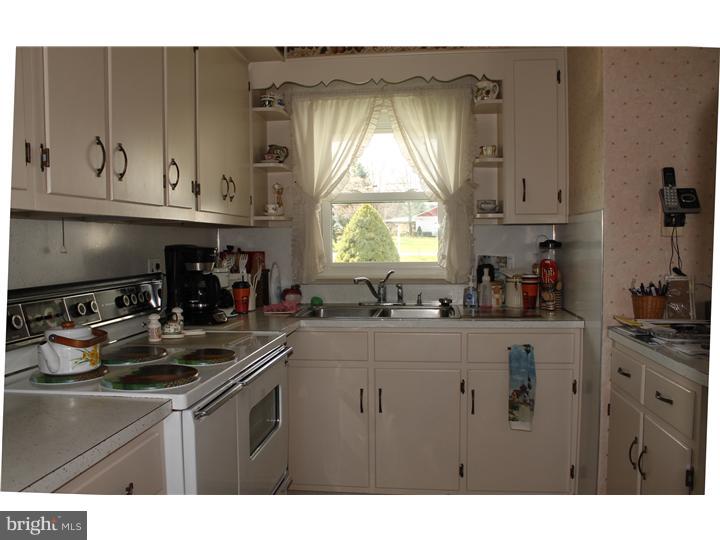 168 New Galena Road Line Lexington, PA 18932 - Photo 10 of 21 Kitchen