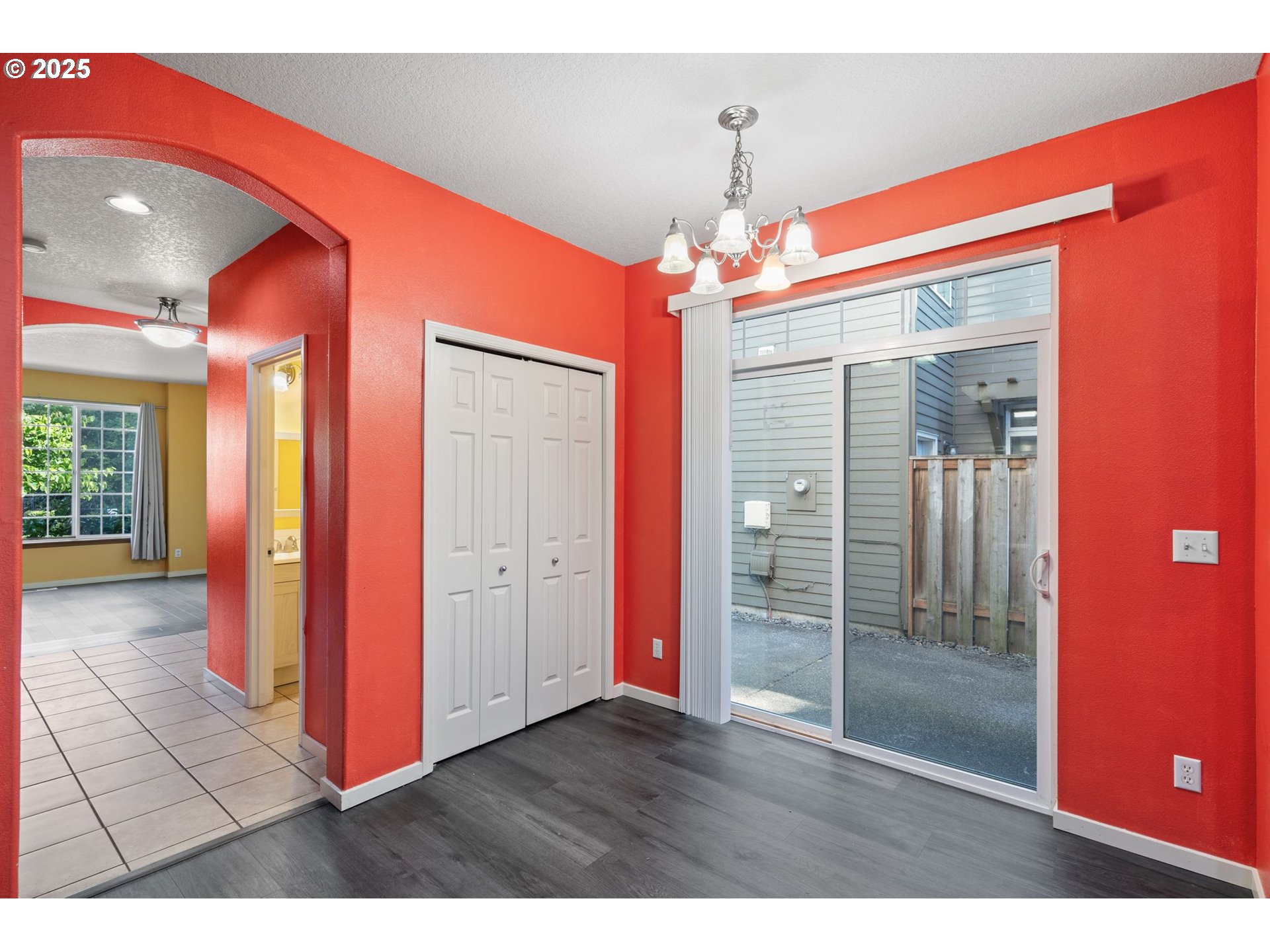 20478 Southwest Ravenswood Street Beaverton, OR 97078 - Photo 17 of 48