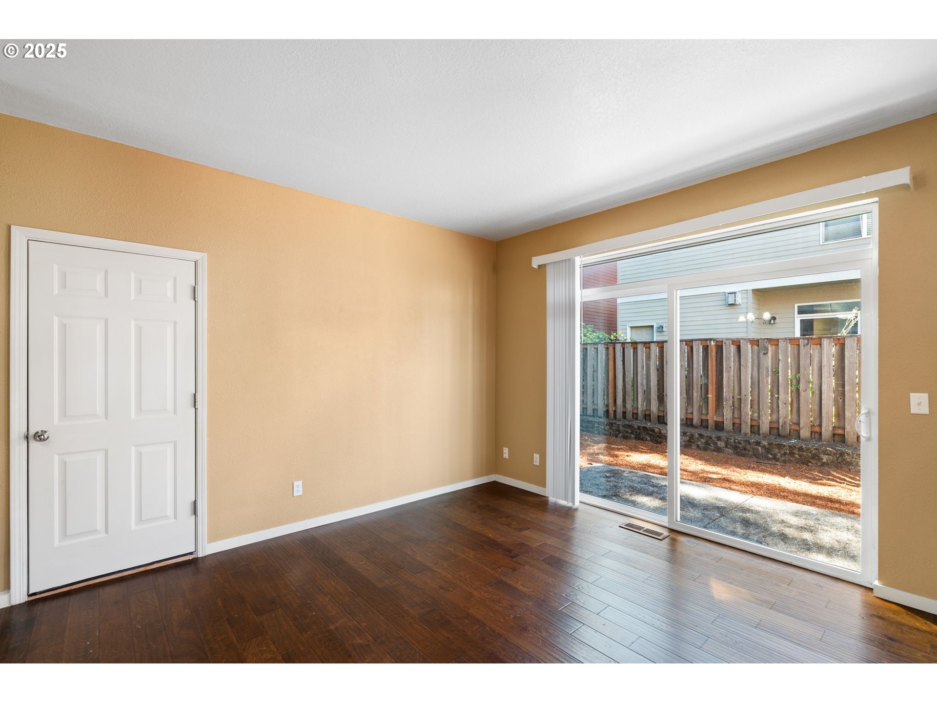 20478 Southwest Ravenswood Street Beaverton, OR 97078 - Photo 20 of 48