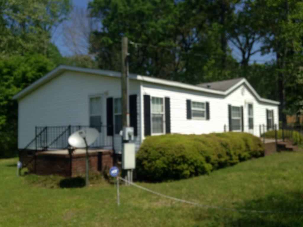649 Stumphole Road Elloree, SC 29047 - Photo 2 of 11 Curbside