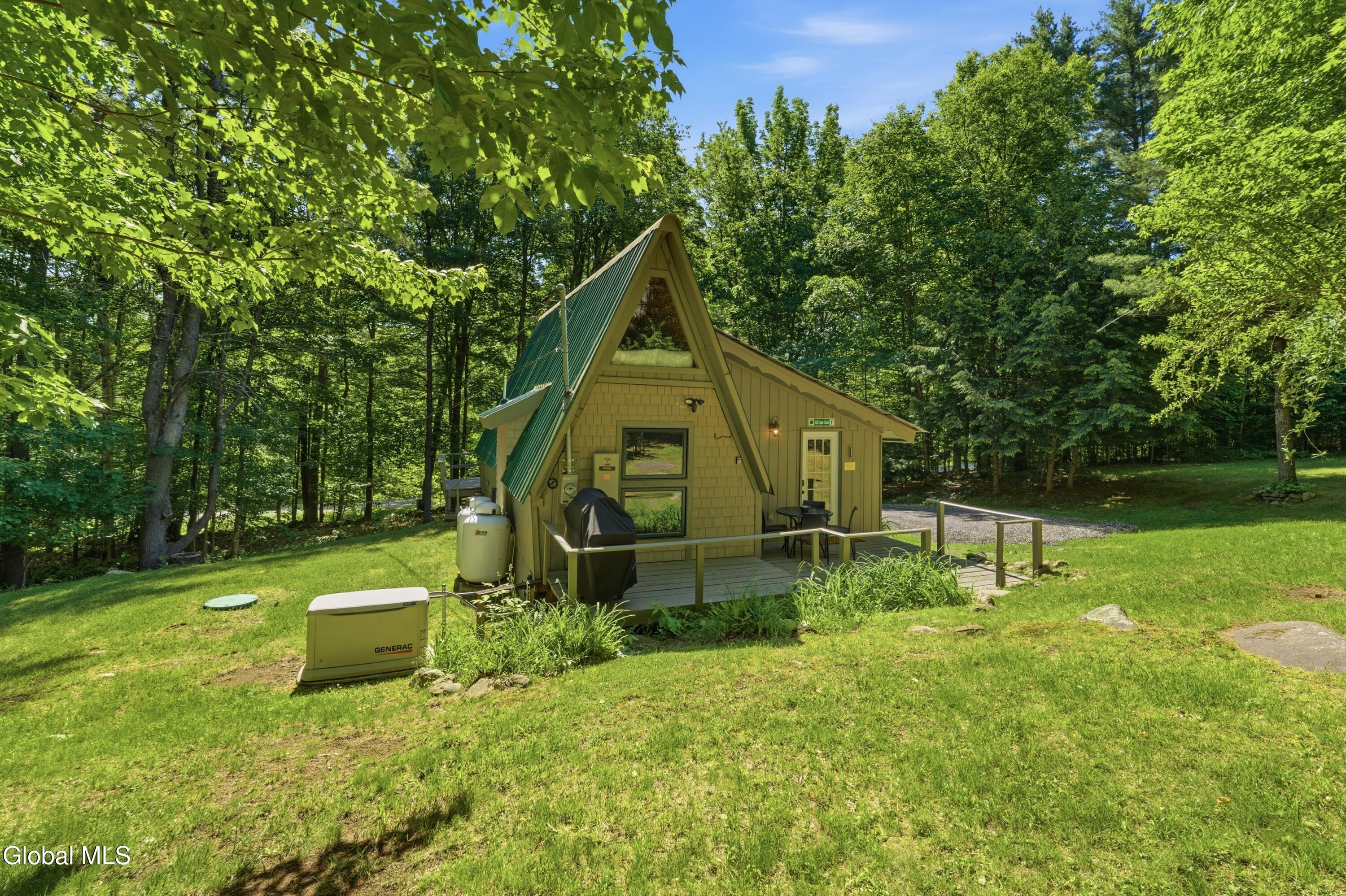 661 South Johnsburg Road Johnsburg, NY 12885 - Photo 26 of 34 DOD03893