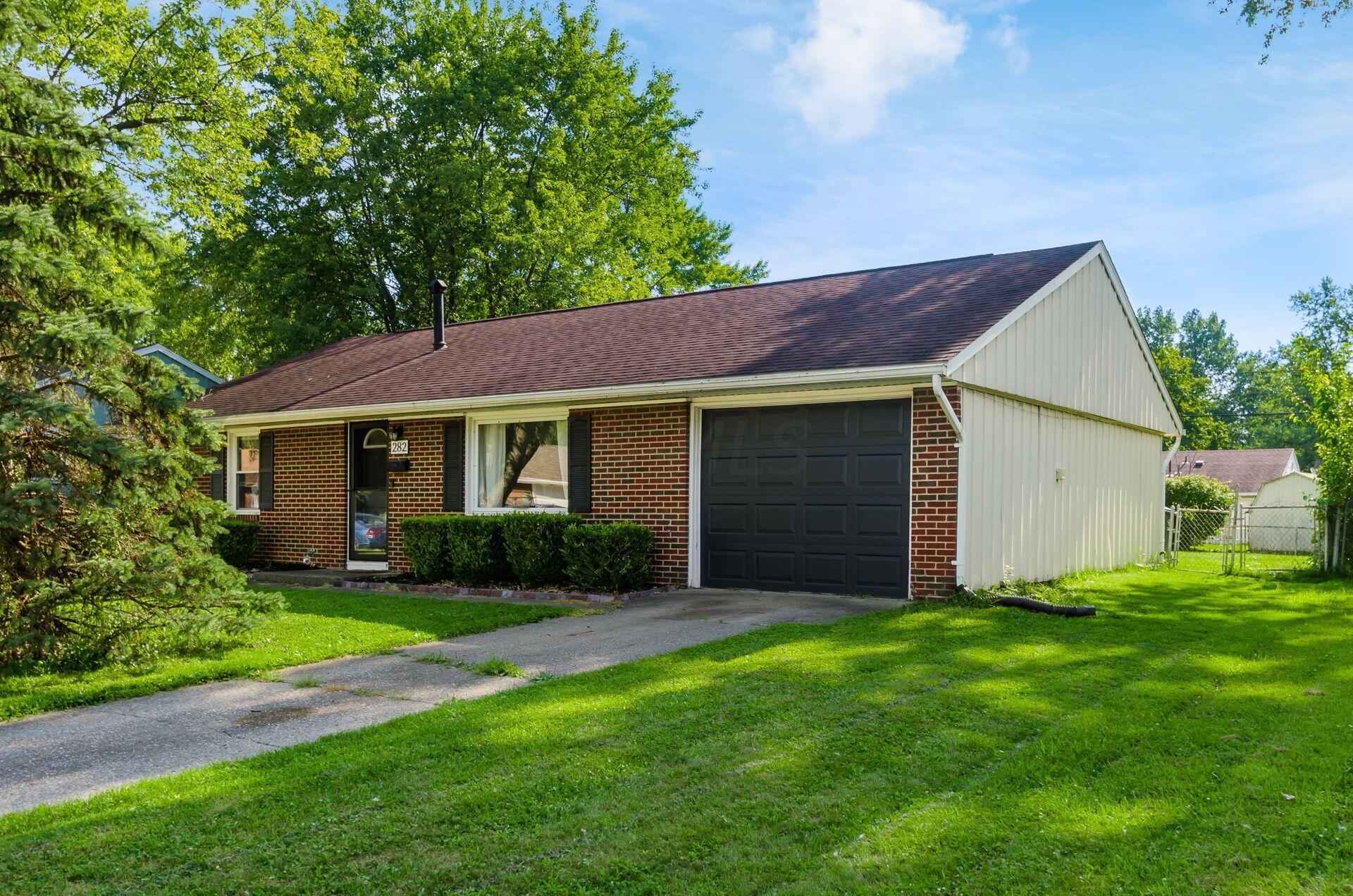 282 Lincolnshire Road Gahanna, OH 43230 - Photo 1 of 42 003_2f3a1_D Licolnshire Rd002