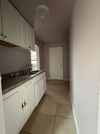 $1,450 | 701 North 9th Street, Unit B, Fort Pierce, FL 34950