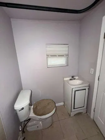 $1,450 | 701 North 9th Street, Unit B, Fort Pierce, FL 34950