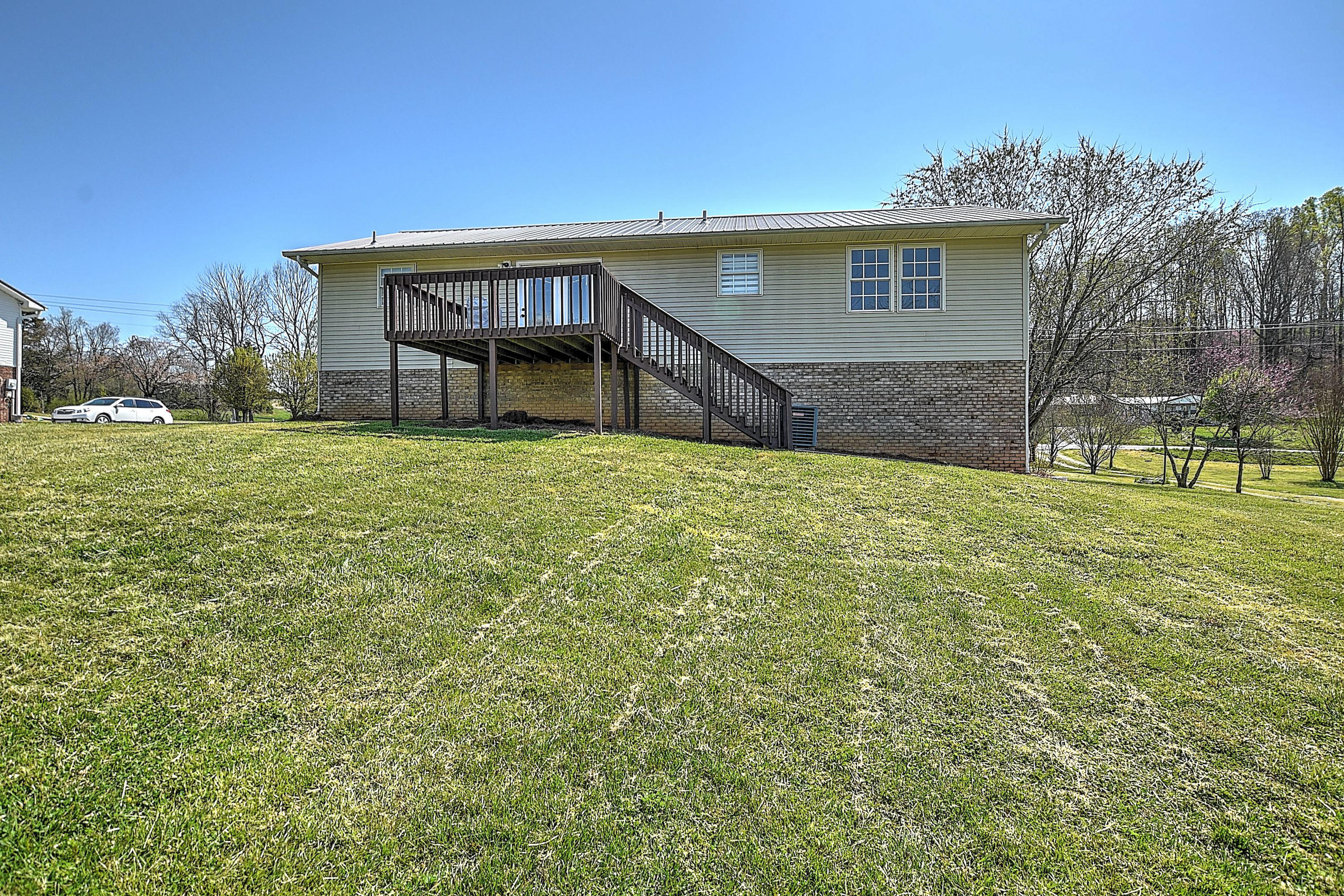 920 Sinking Springs Road Midway, TN 37809 - Photo 30 of 34 920 Sinking Springs-32