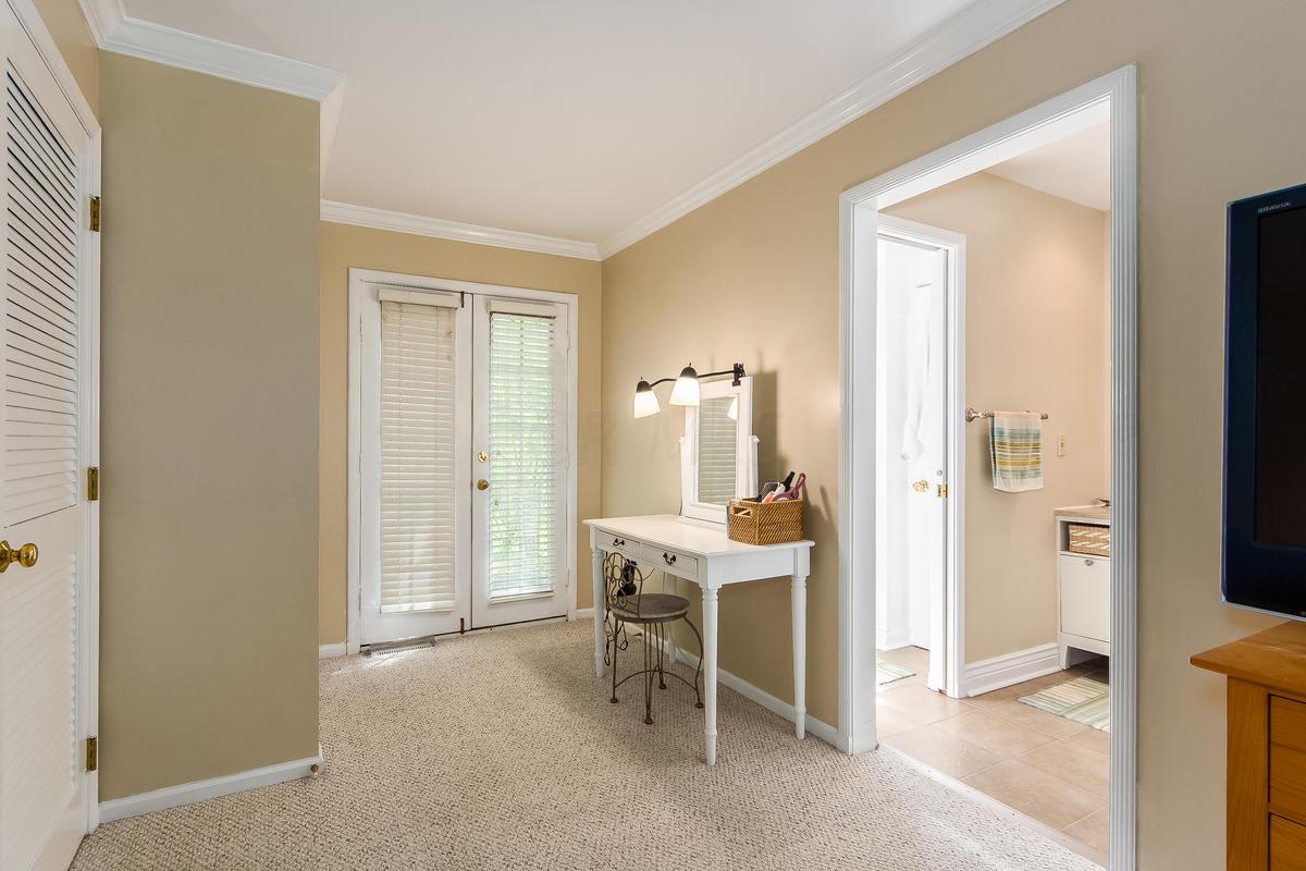 6809 Dublin Road Dublin, OH 43017 - Photo 11 of 69