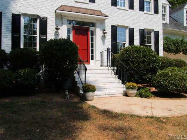 9117 Storrington Way Raleigh, NC 27615 - Photo 2 of 12 Pretty Entrance way