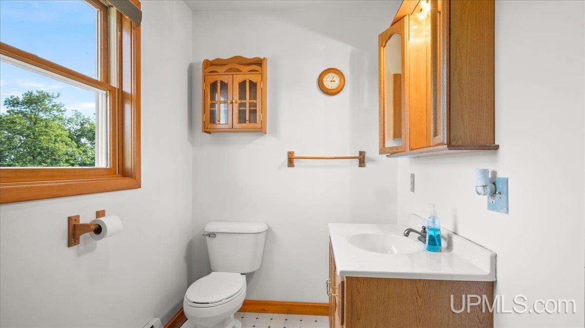 3769 20th Road Gladstone, MI 49837 - Photo 26 of 44