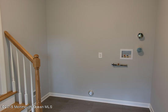 429 Gordons Corner Road Manalapan, NJ 07726 - Photo 13 of 26 Laundry room hook-ups
