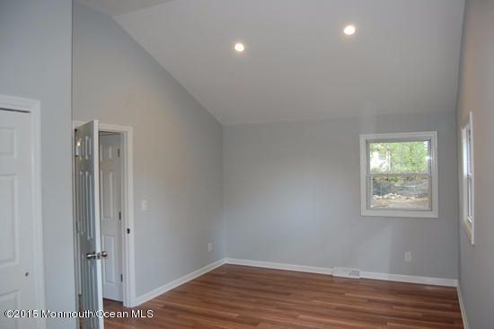 429 Gordons Corner Road Manalapan, NJ 07726 - Photo 18 of 26 2nd Bedroom