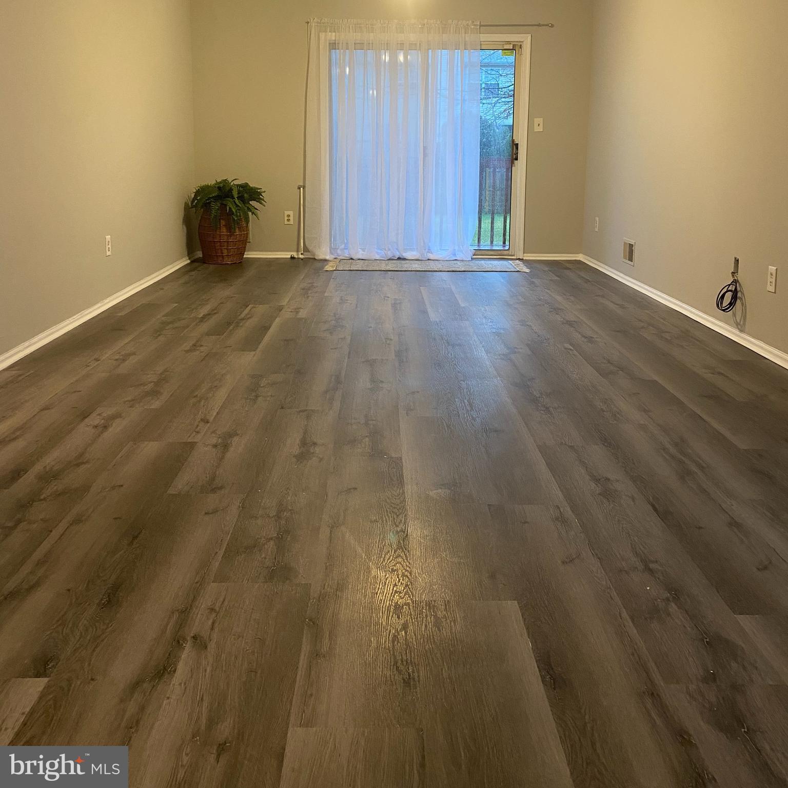 815 Woodchip Road Lumberton, NJ 08048 - Photo 7 of 11 a view of an empty room and window