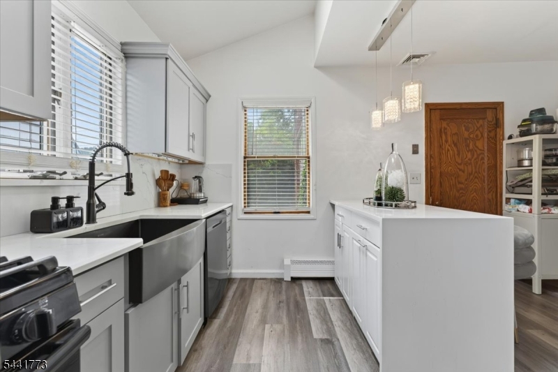 459 Twin Oaks Road Union, NJ 07083 - Photo 17 of 46