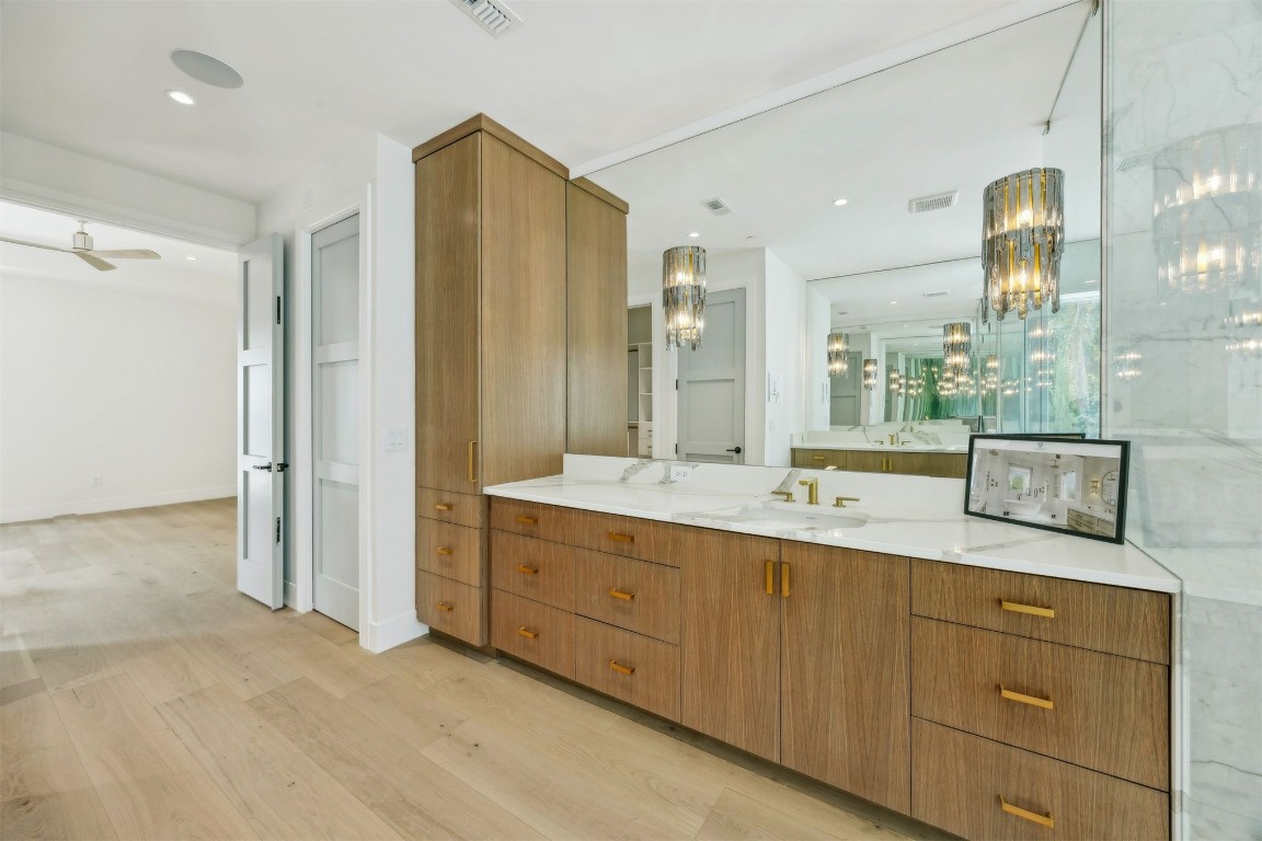 5063 1st Coast Highway, Unit 101D Fernandina Beach, FL 32034 - Photo 22 of 58 Primary Bath