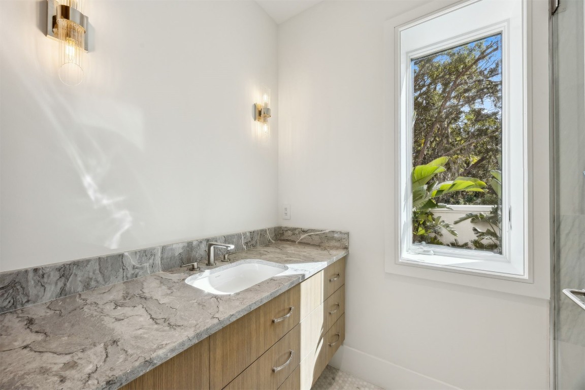 5063 1st Coast Highway, Unit 101D Fernandina Beach, FL 32034 - Photo 31 of 58 Bathroom 2