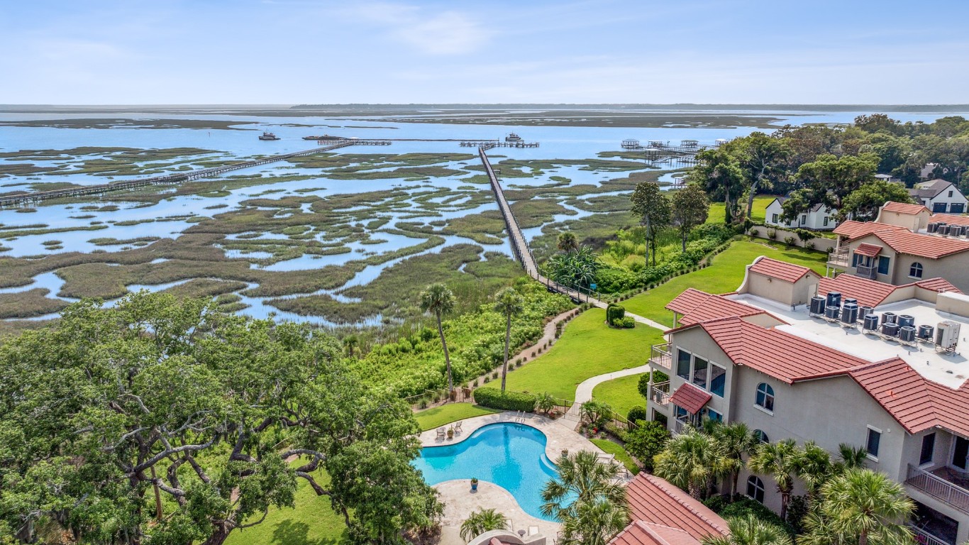 5063 1st Coast Highway, Unit 101D Fernandina Beach, FL 32034 - Photo 6 of 58 a view of a city