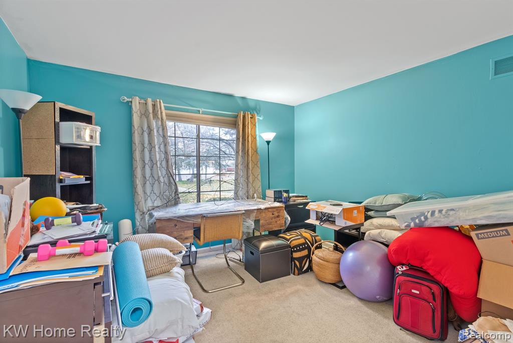 29632 Middlebelt Road, Unit 1703 Farmington Hills, MI 48334 - Photo 18 of 30