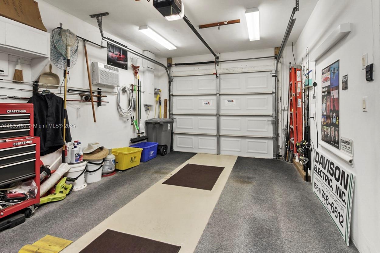 19125 Waterway Road Jupiter, FL 33469 - Photo 18 of 33