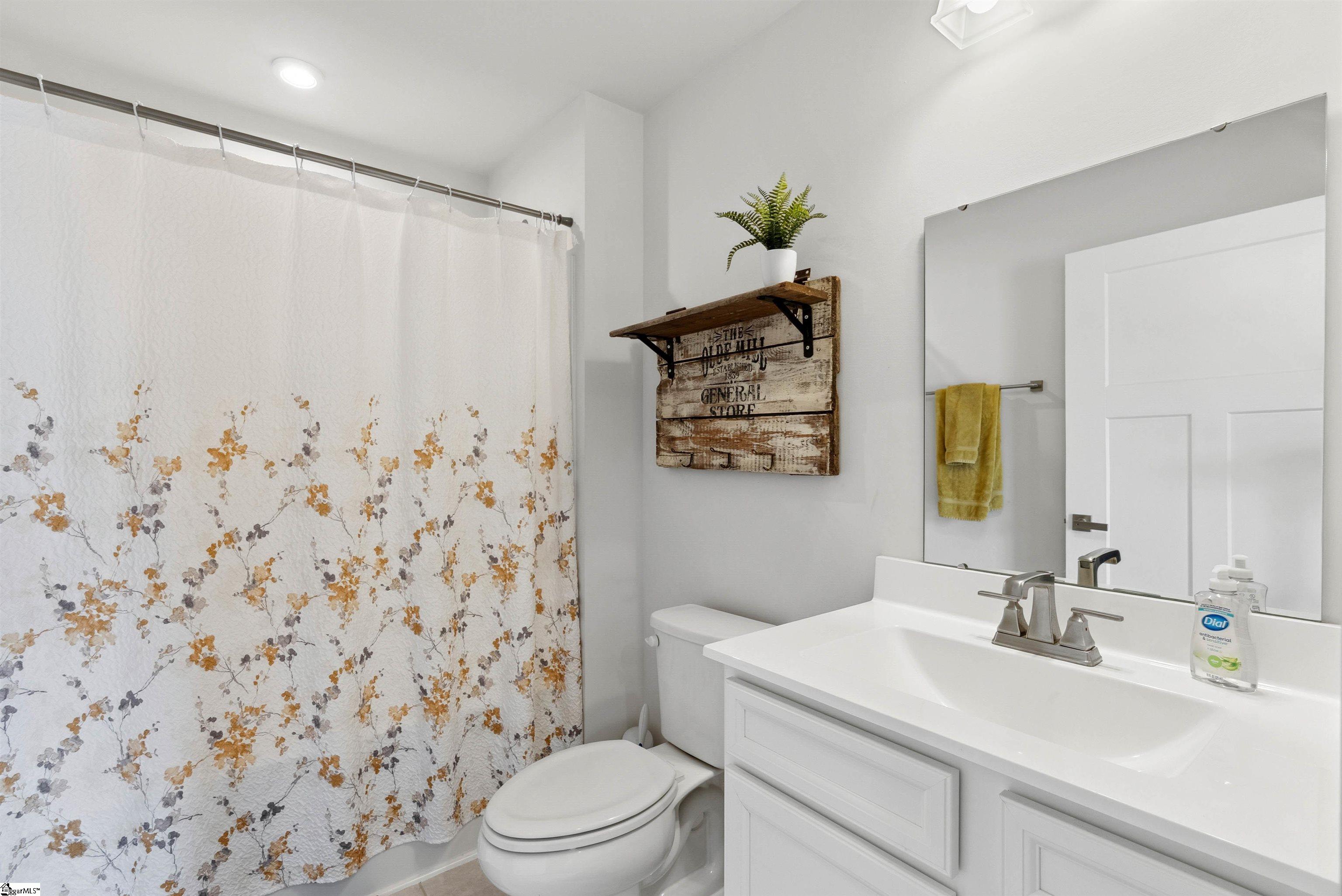 103 Oak Row Drive Fountain Inn, SC 29644 - Photo 10 of 24