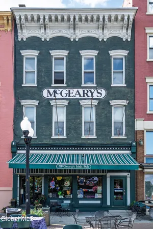 $1,700,000 | 4 Clinton Square, Albany, NY 12207