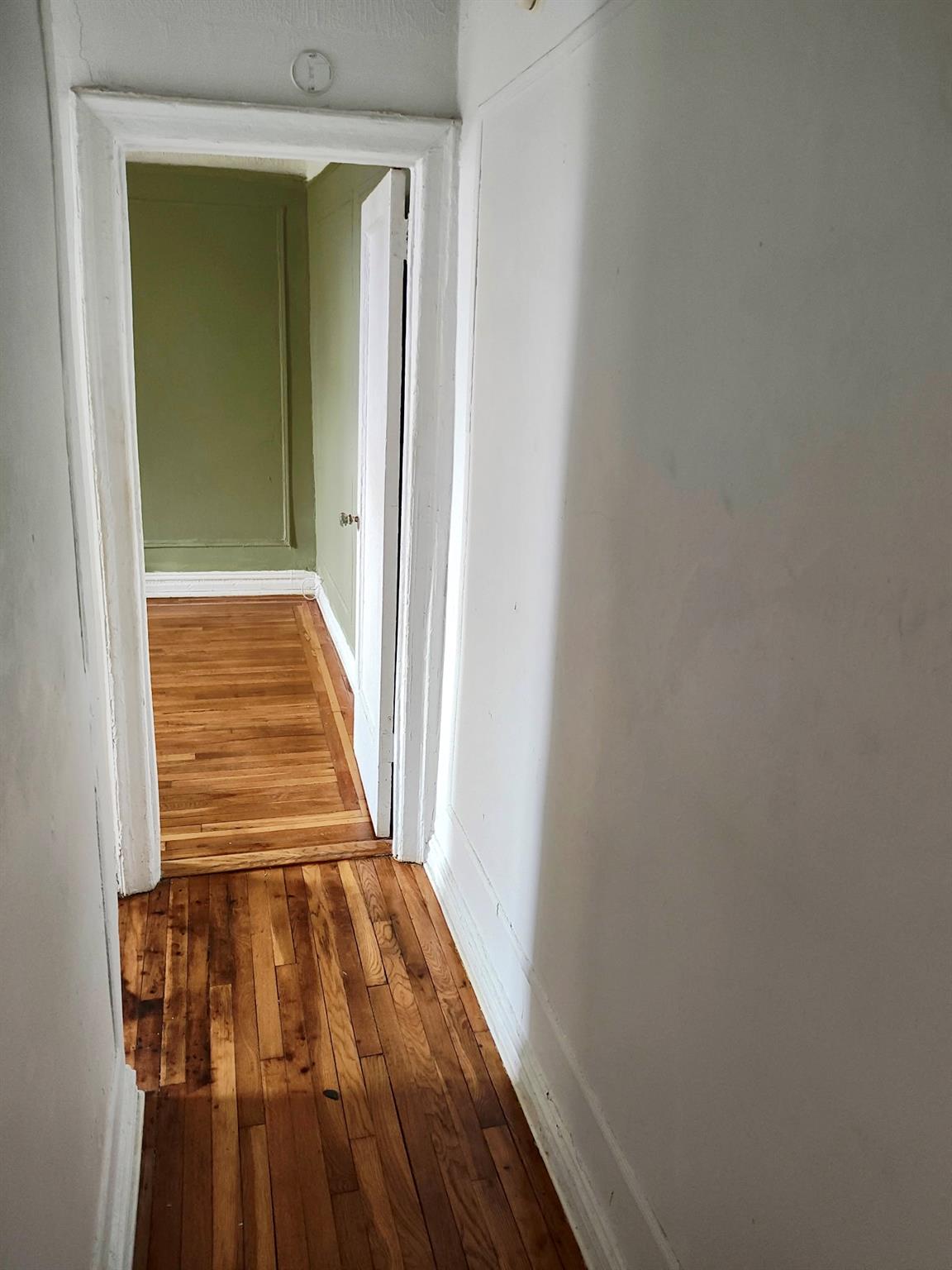1015 Summit Avenue, Unit 6B Bronx, NY 10452 - Photo 15 of 21 a view of entryway
