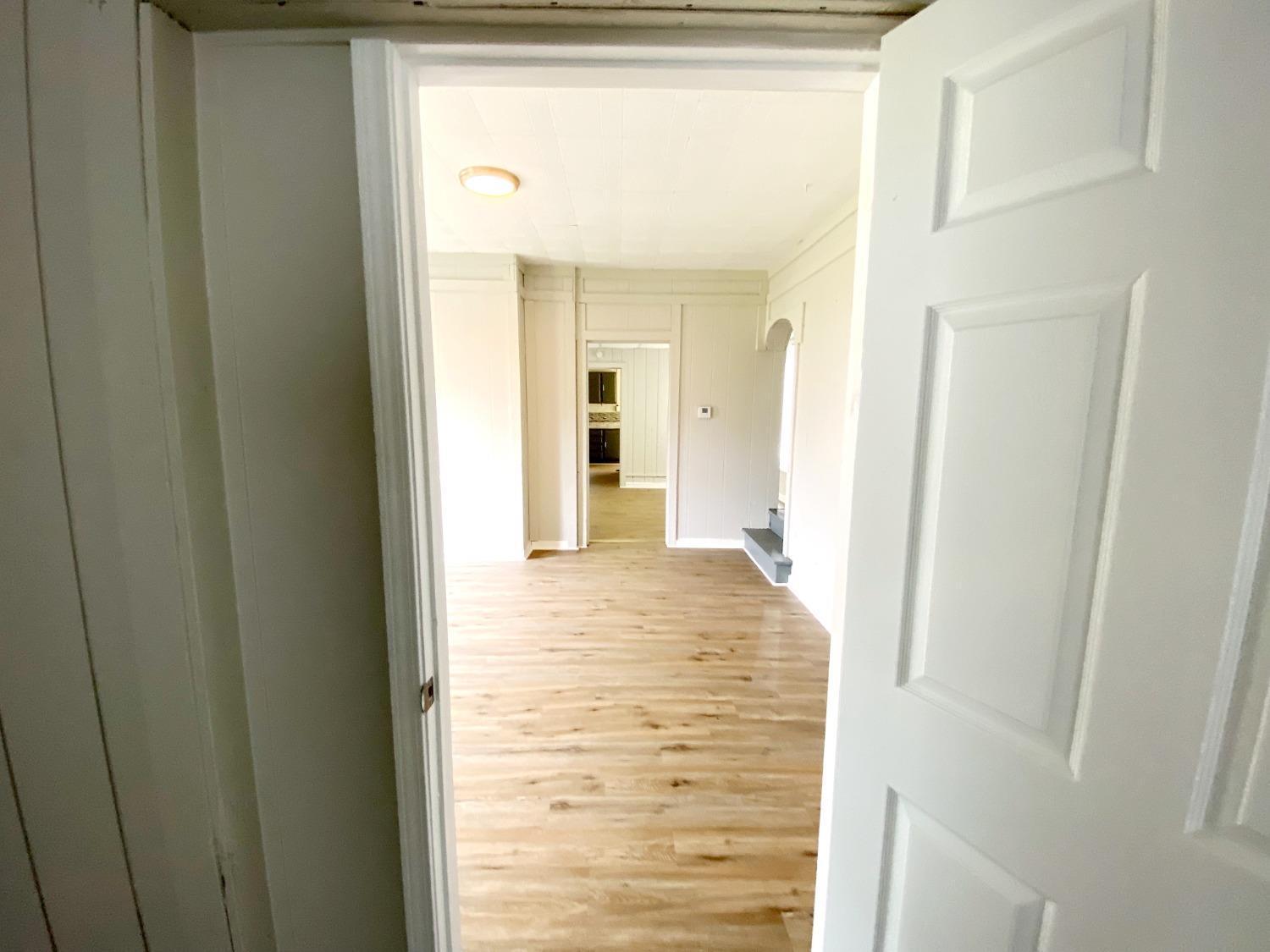 421 Yankee Road Middletown, OH 45044 - Photo 10 of 32 Gallery Image 10