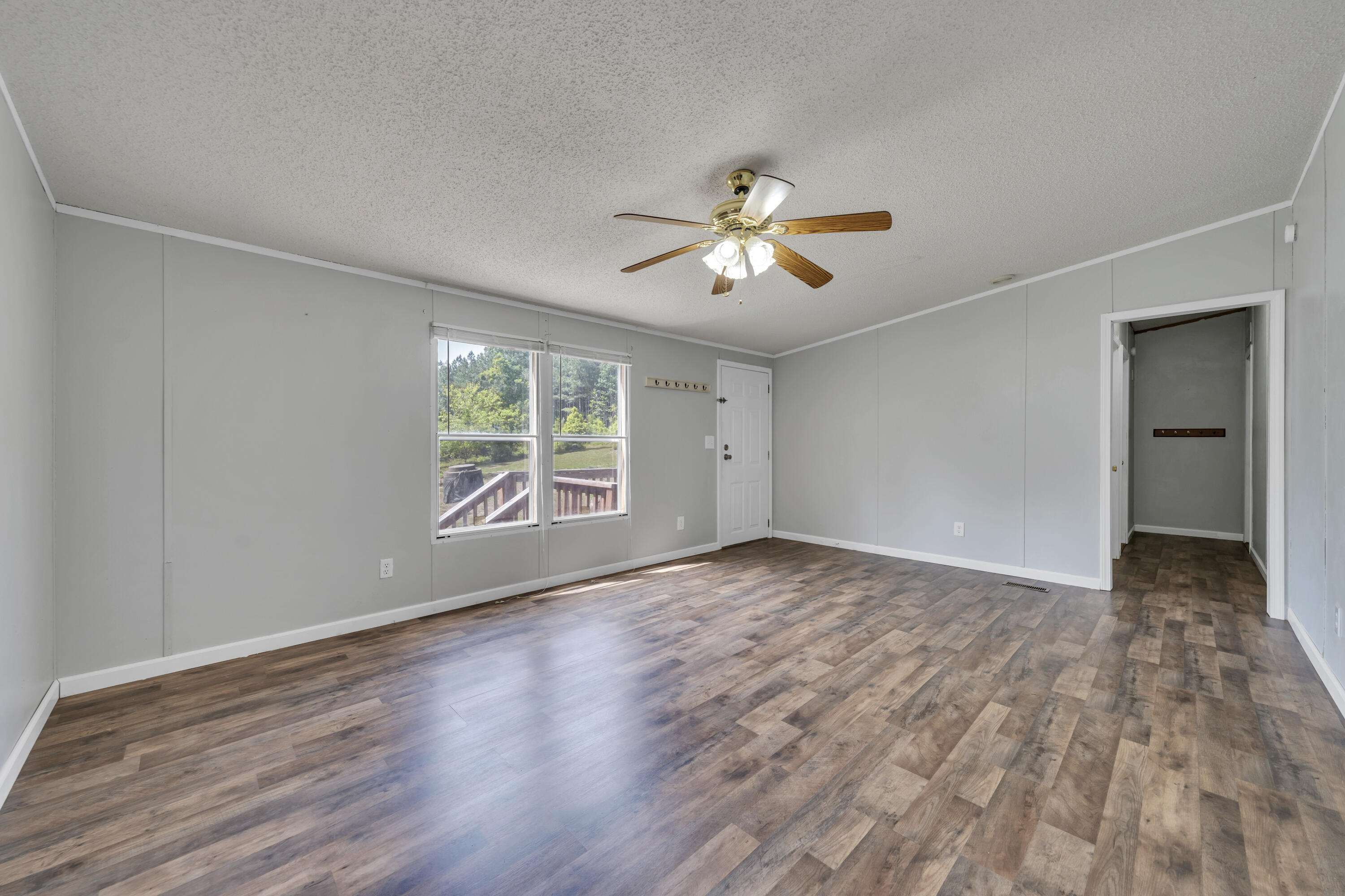 369 Smith Road Bassett, VA 24055 - Photo 4 of 32 04-MIB05286