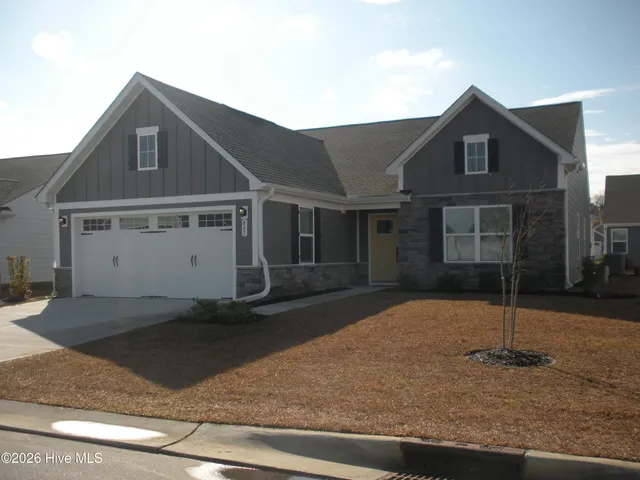 $2,300 | 867 Ashlar Circle, Leland, NC 28451