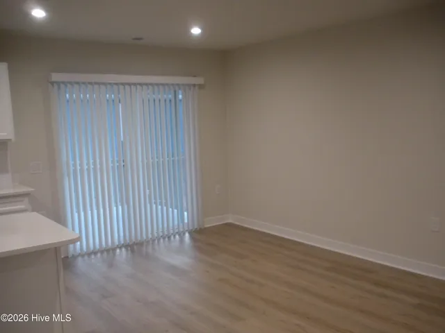 $2,300 | 867 Ashlar Circle, Leland, NC 28451