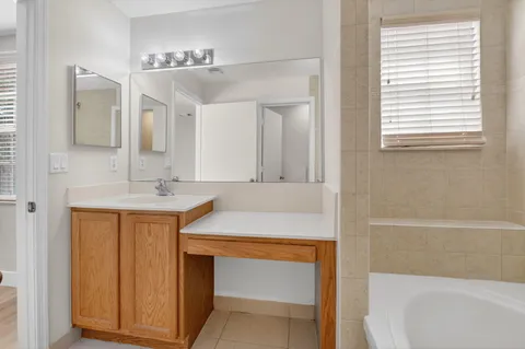 $385,000 | 1418 West Wickham Circle, Unit B, Delray Beach, FL 33445