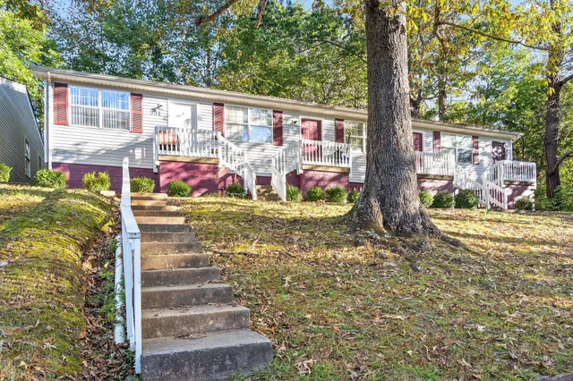 $795 | 331 Randell Drive, Unit E, Clarksville, TN 37042