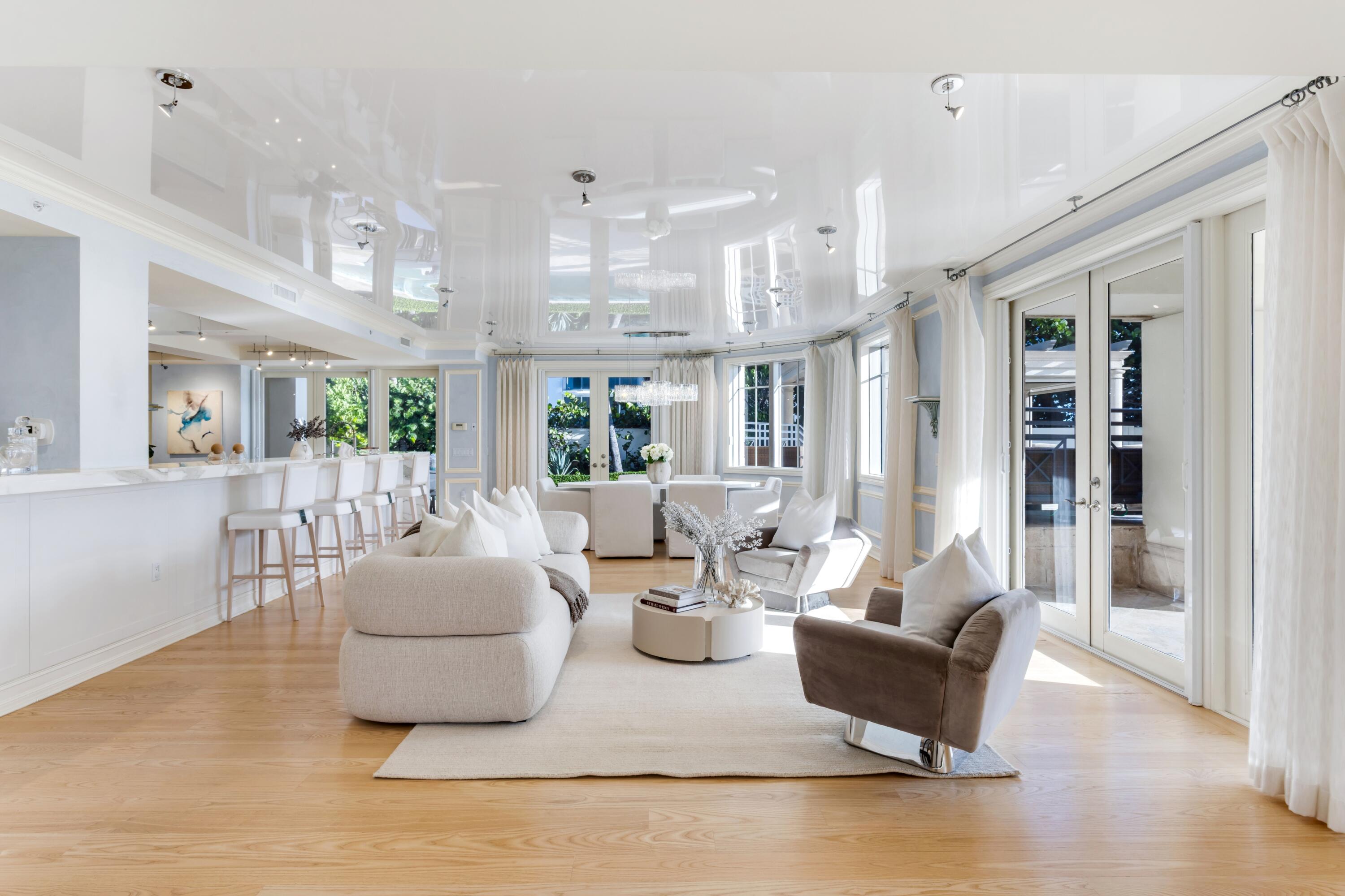 400 South Ocean Boulevard, Unit R26 Boca Raton, FL 33432 - Photo 17 of 65 SITTING ROOM