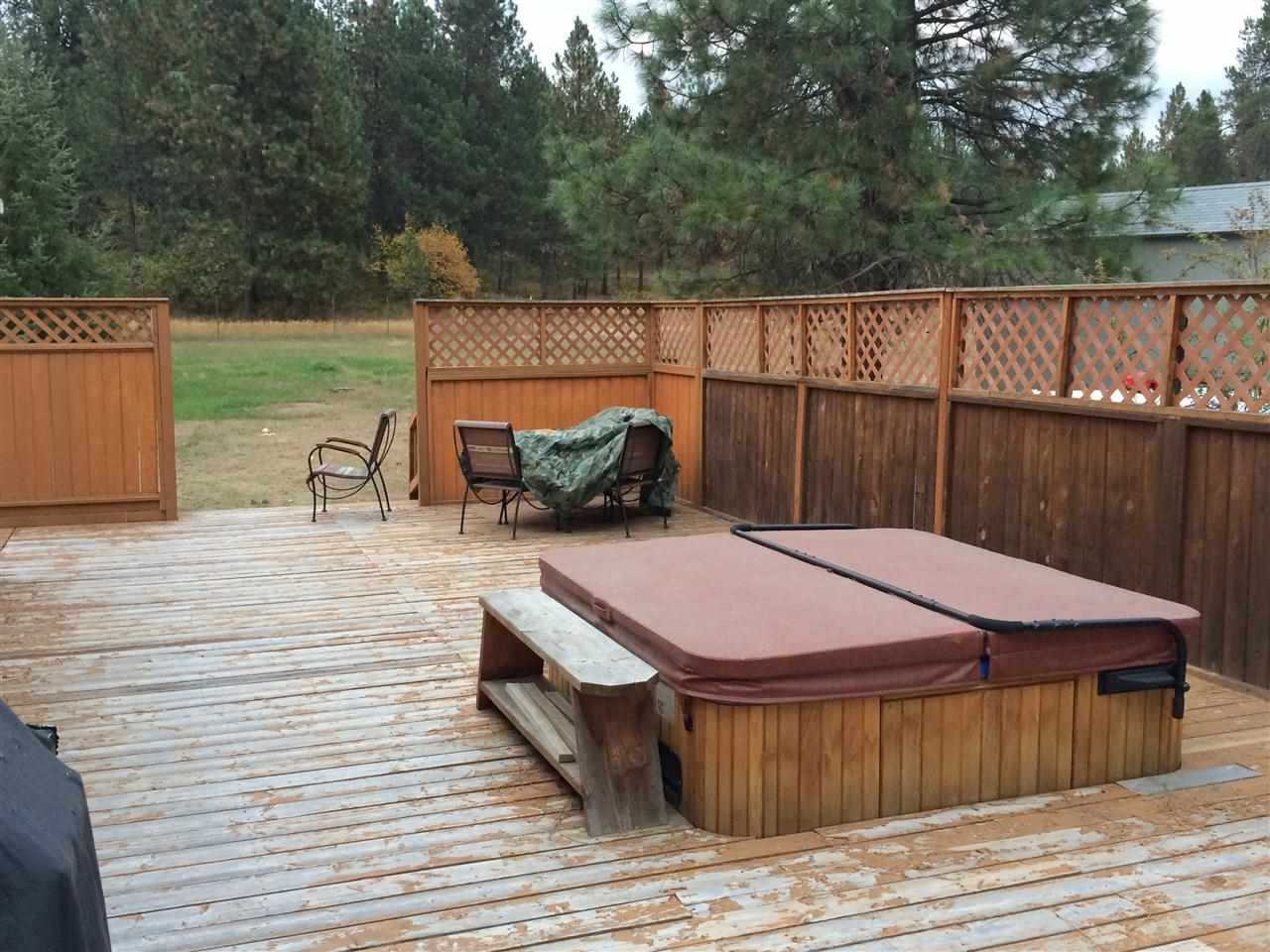 38915 North Elk Chattaroy Road Elk, WA 99009 - Photo 12 of 20