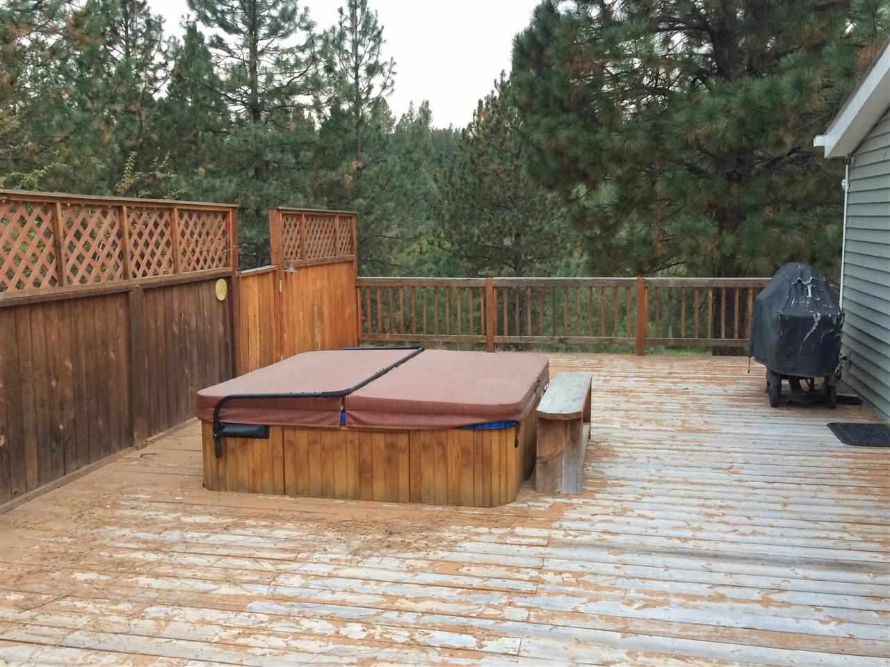 38915 North Elk Chattaroy Road Elk, WA 99009 - Photo 13 of 20