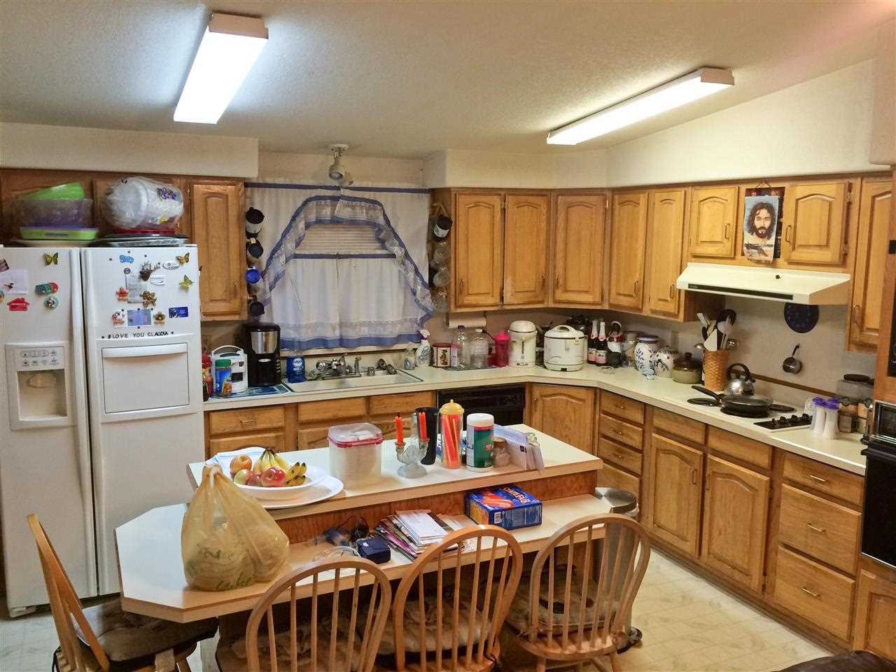 38915 North Elk Chattaroy Road Elk, WA 99009 - Photo 8 of 20