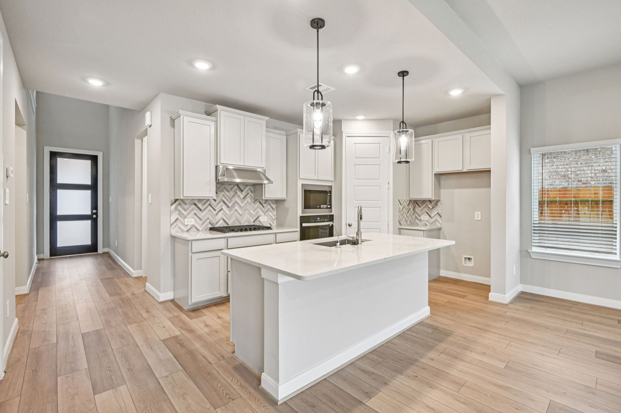 224 Raine Manor Montgomery, TX 77316 - Photo 12 of 50