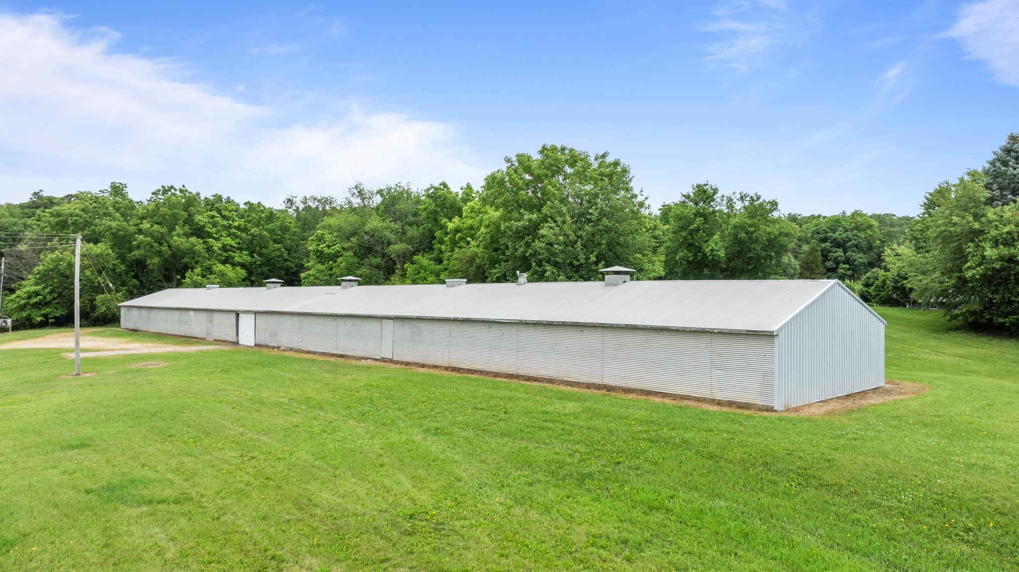 165 South Blackhawk Road Oregon, IL 61061 - Photo 2 of 31