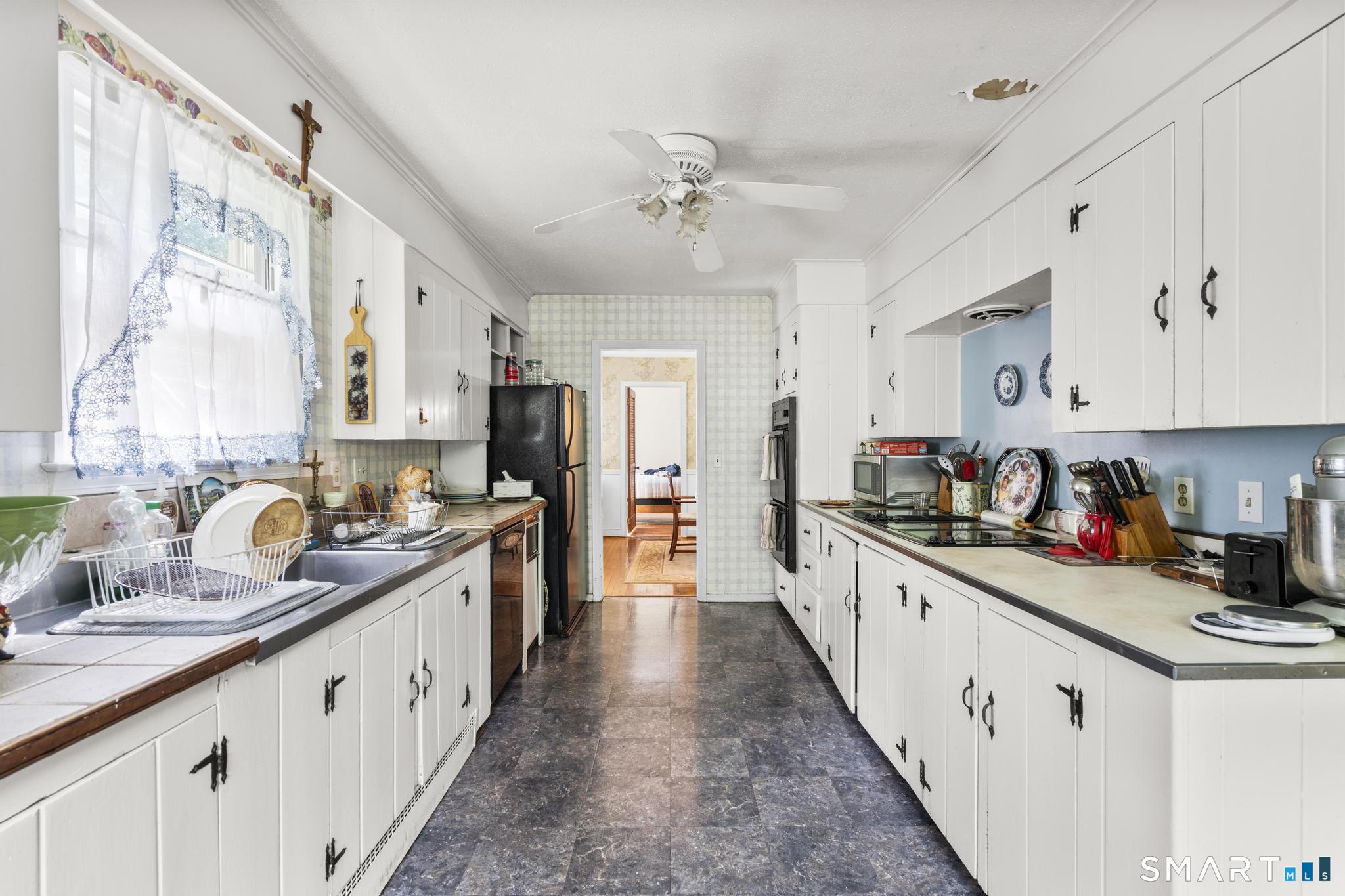 105 Beelzebub Road South Windsor, CT 06074 - Photo 14 of 37