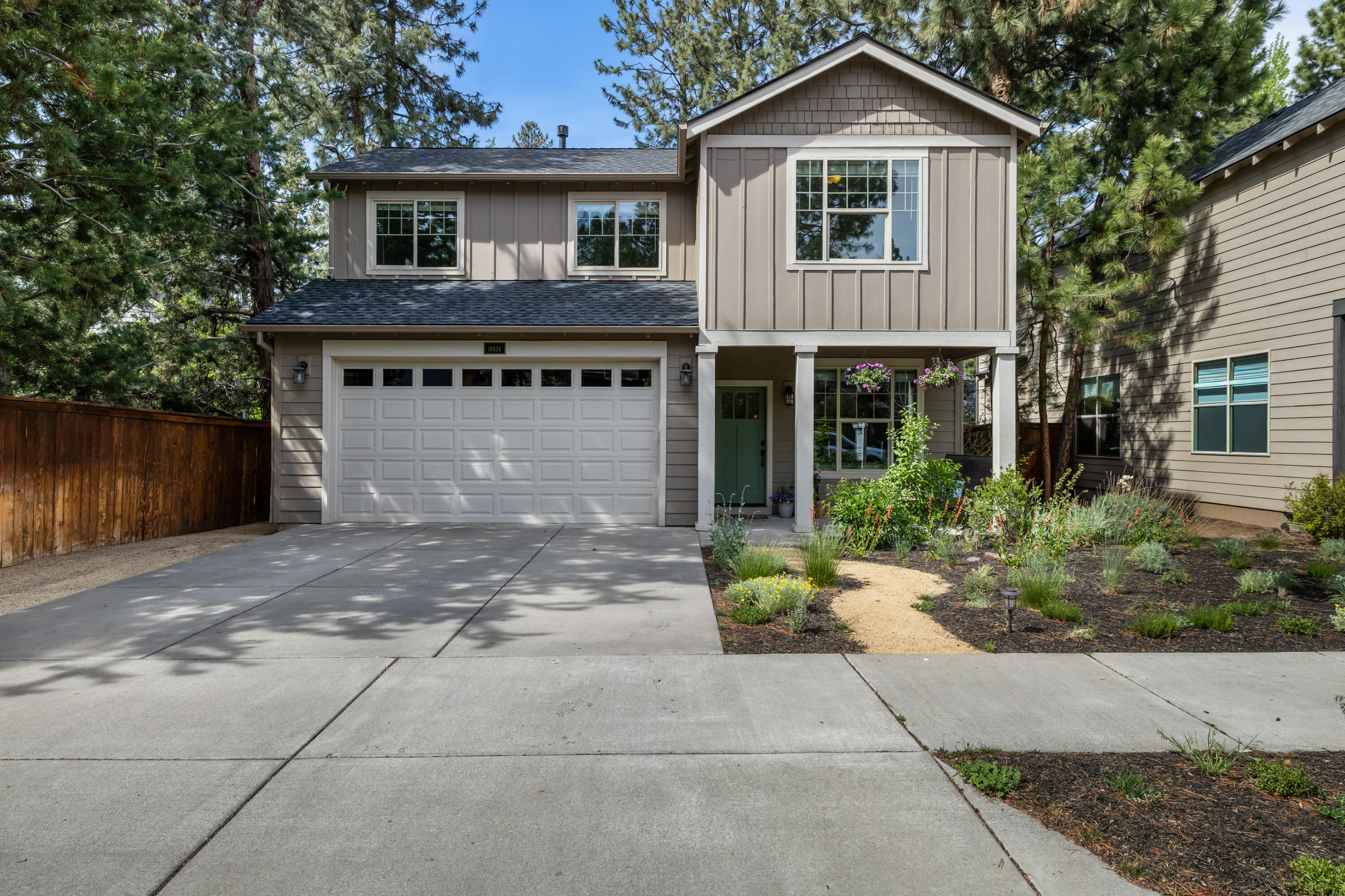19824 Copernicus Avenue Bend, OR 97702 - Photo 3 of 39 2026_05_12_19824_copernicus_ave-1